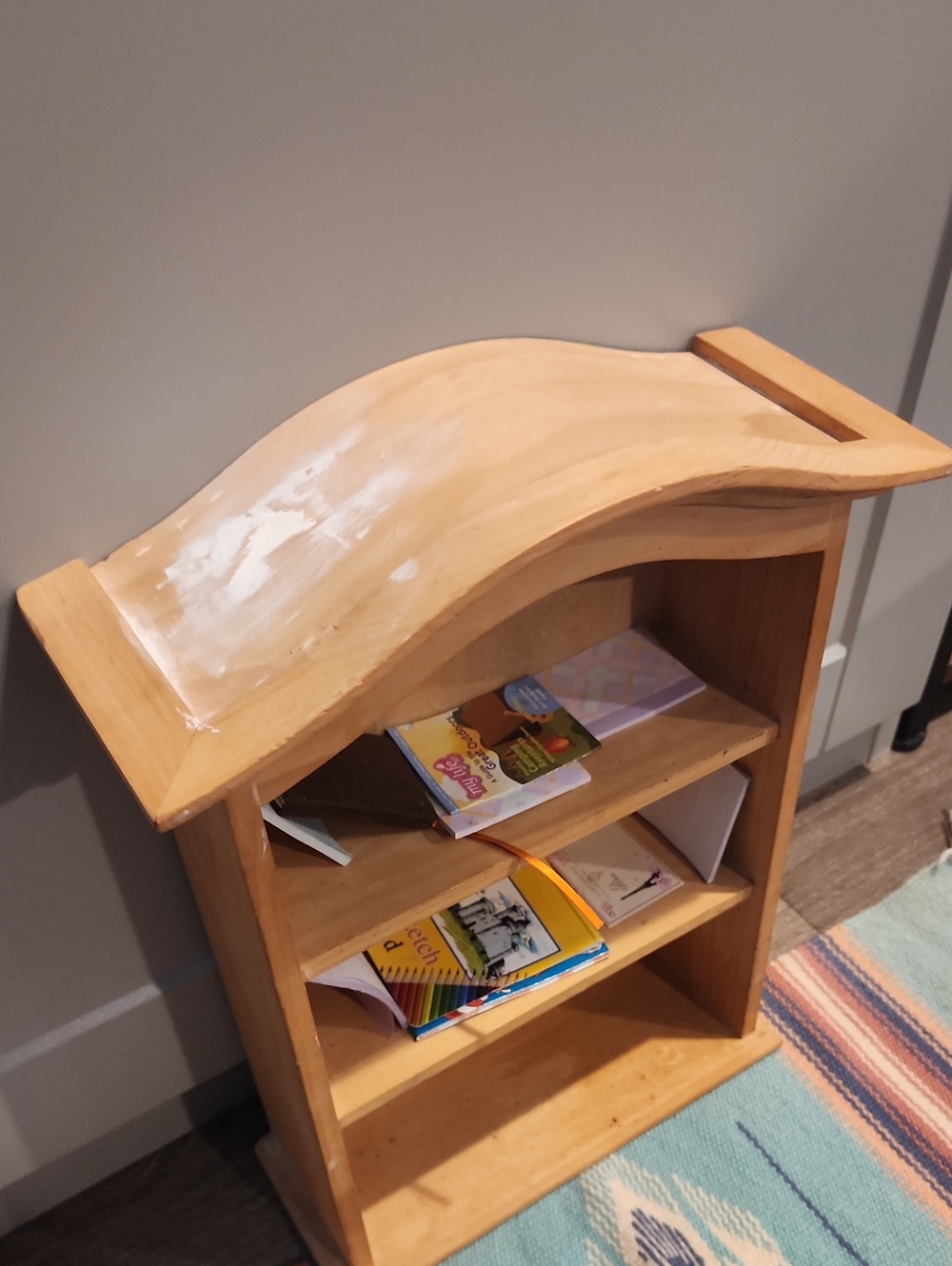 18in doll book shelve - Picture 2 of 4